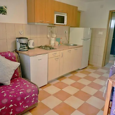 - Paklenica Riviera 34217