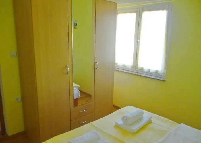 Апартаменты - Paklenica Riviera 34217 Селине